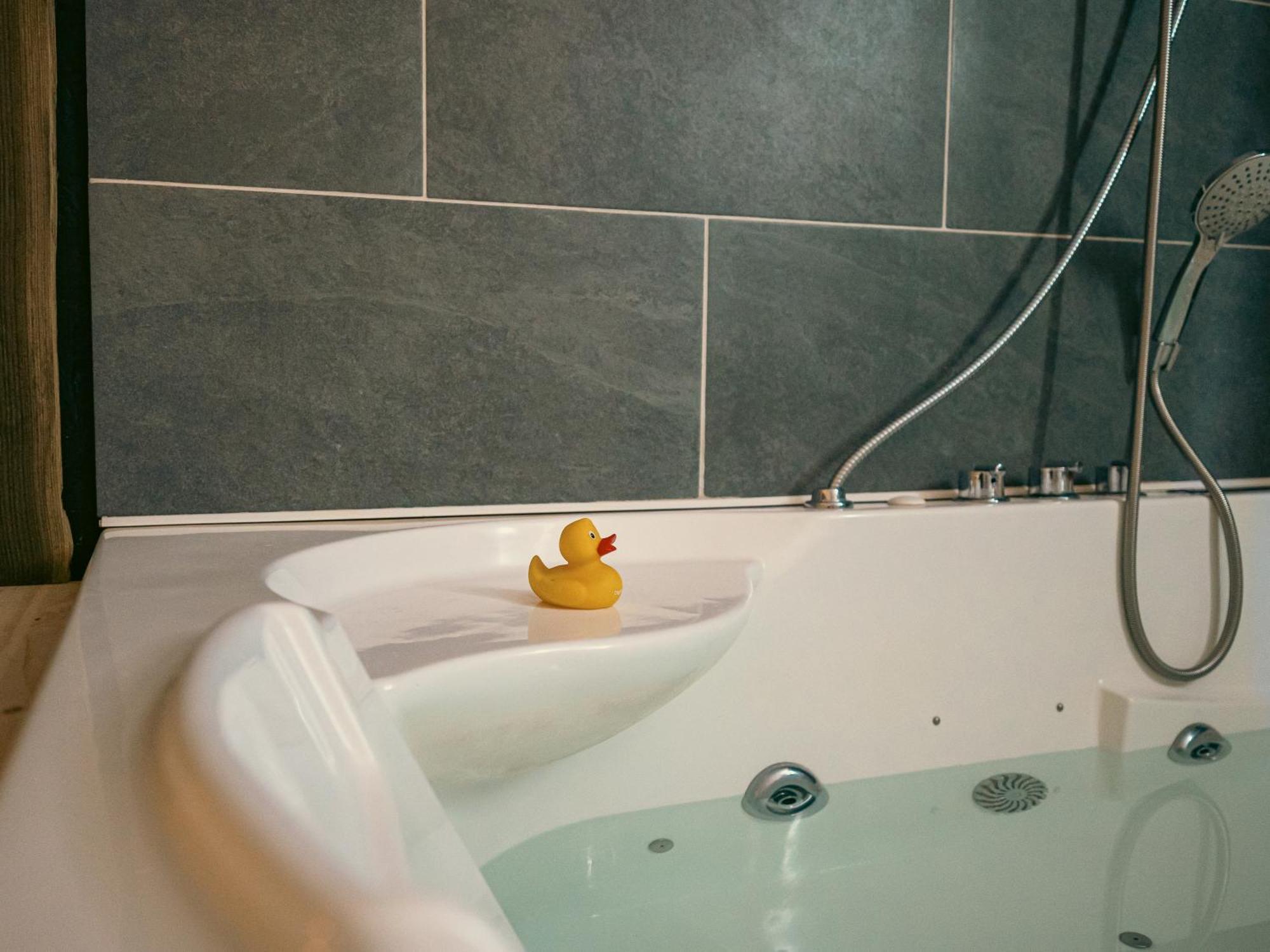 Appartement Spa Vip Pont Alsort Froid-Chapelle Zewnętrze zdjęcie